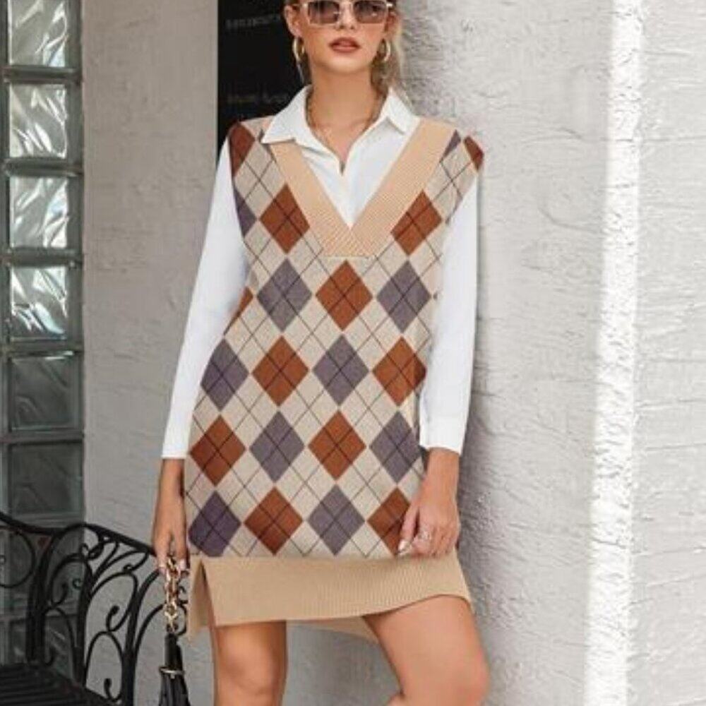 Women's Khaki Diamond Sweater Vest Dress Oversized Sleeveless Pullover V Neck - Picture 2 of 6